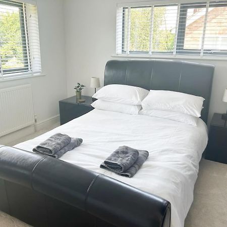 Vila Luxe 5 Bed House In Guildford. Morden Amenities Normandy Exteriér fotografie