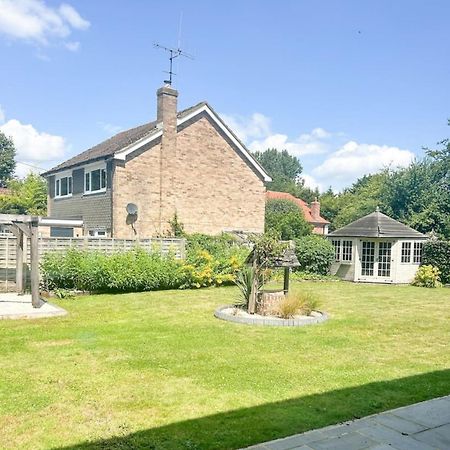 Vila Luxe 5 Bed House In Guildford. Morden Amenities Normandy Exteriér fotografie