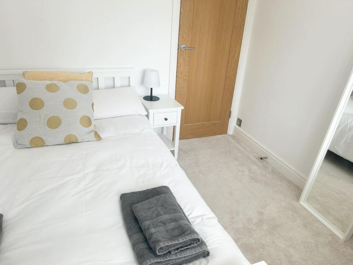 Vila Luxe 5 Bed House In Guildford. Morden Amenities Normandy Exteriér fotografie