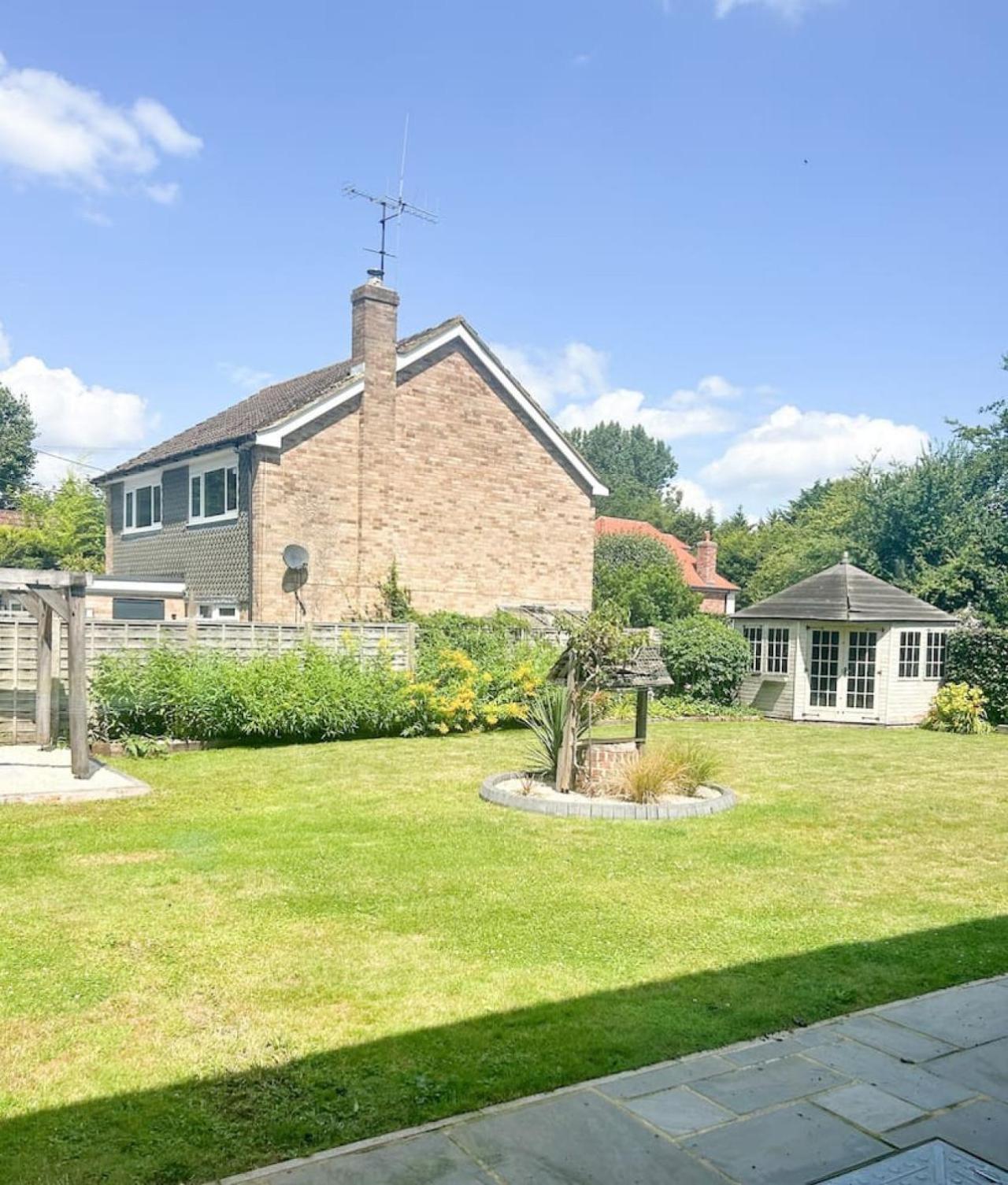 Vila Luxe 5 Bed House In Guildford. Morden Amenities Normandy Exteriér fotografie